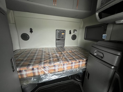 https://pub.imanpro.net/mktruck/photo/325882/TH_14.jpg?20260709225653