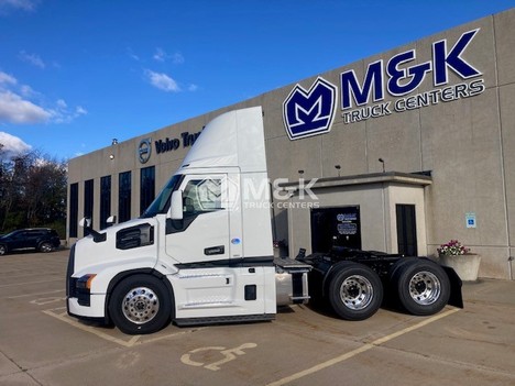 https://pub.imanpro.net/mktruck/photo/325898/TH_1.jpg?20260710163956