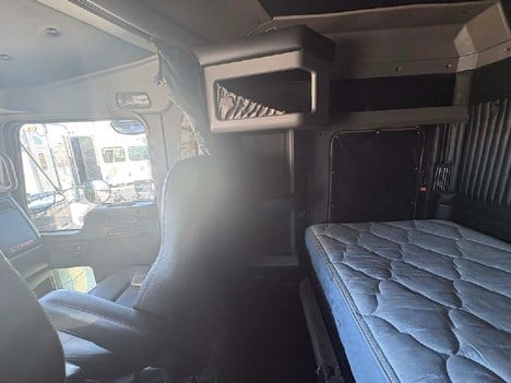 https://pub.imanpro.net/mktruck/photo/325904/TH_7.jpg?20260710214720