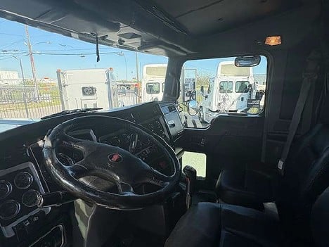 https://pub.imanpro.net/mktruck/photo/325904/TH_8.jpg?20260710214720