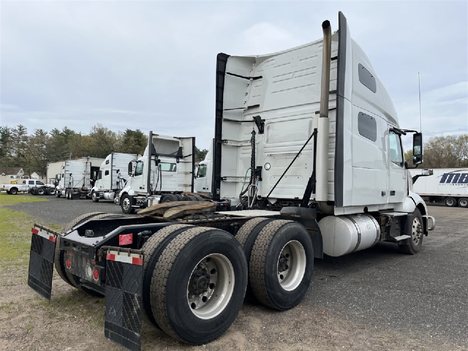 https://pub.imanpro.net/mktruck/photo/325905/TH_3.jpg?20260710215853