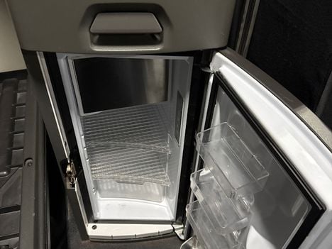 https://pub.imanpro.net/mktruck/photo/325956/TH_5.jpg?20260716152824