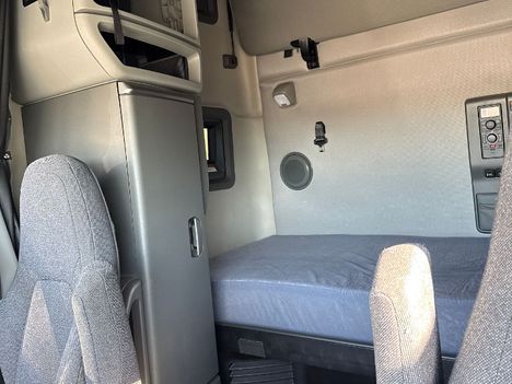 https://pub.imanpro.net/mktruck/photo/325964/TH_4.jpg?20260716152824
