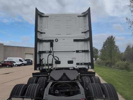 https://pub.imanpro.net/mktruck/photo/325999/TH_2.jpg?20260717120125