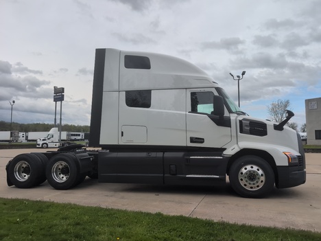 https://pub.imanpro.net/mktruck/photo/325999/TH_5.jpg?20260717120125