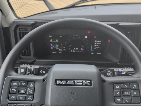 https://pub.imanpro.net/mktruck/photo/326000/TH_10.jpg?20260717121026