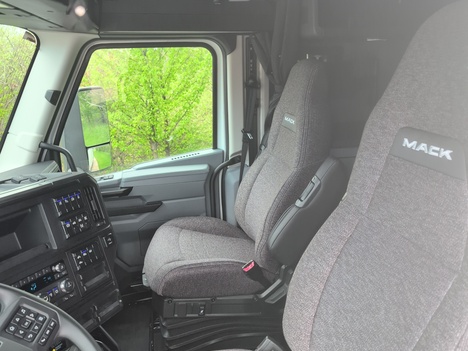https://pub.imanpro.net/mktruck/photo/326000/TH_9.jpg?20260717121026
