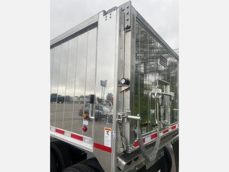 https://pub.imanpro.net/mktruck/photo/326309/TH_7.jpg?20251209173508