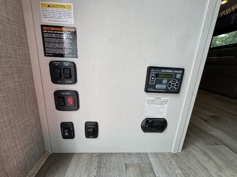 https://pub.imanpro.net/mmco/photo/1453/TH_57.jpg?20260530123804