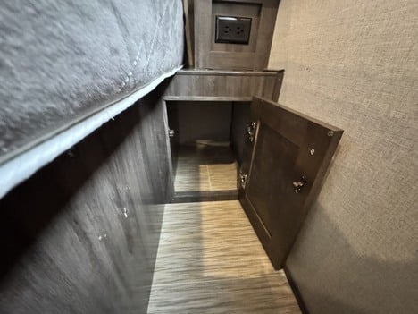 https://pub.imanpro.net/mmco/photo/1469/TH_39.jpg?20260926090442