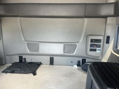 https://pub.imanpro.net/nef/photo/19906/TH_12.jpg?20260916110005
