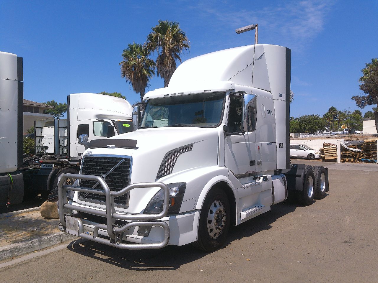 2018 VOLVO VNL430 Sleeper #1256