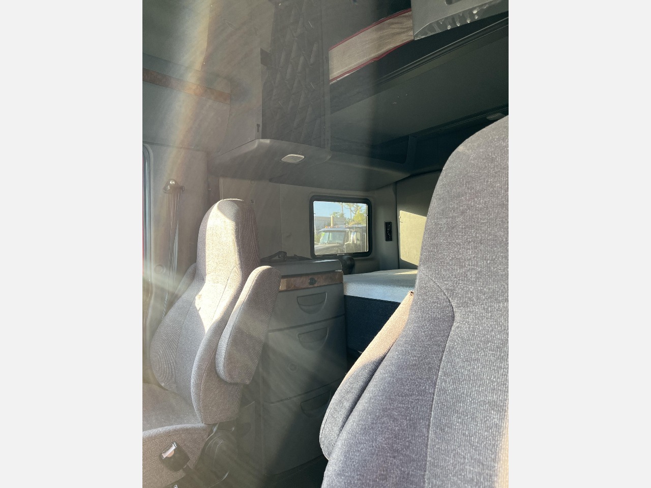 https://pub.imanpro.net/pax/photo/1027/6.jpg?t=20241111175109