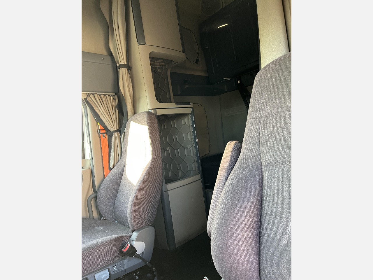 https://pub.imanpro.net/pax/photo/1029/11.jpg?t=20241209170636