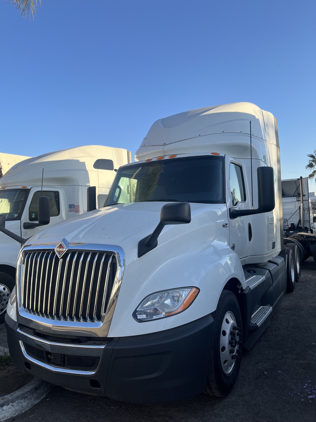 2019-international-lt625-sleeper #1237