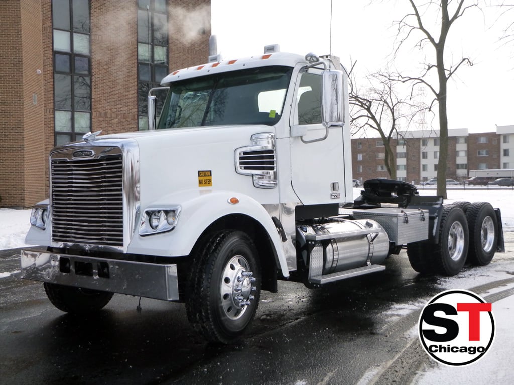 2015 FREIGHTLINER 122SD Tandem Axle Daycab #1