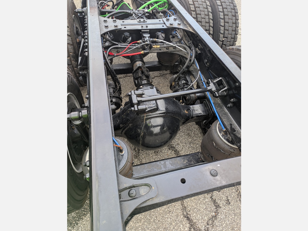 2025 Freightliner 114SD - image 11