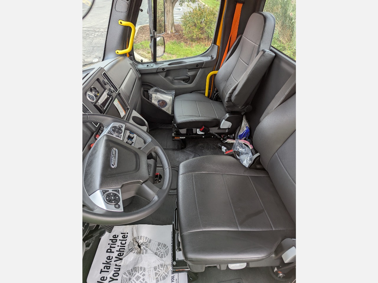 2025 Freightliner 114SD - image 14