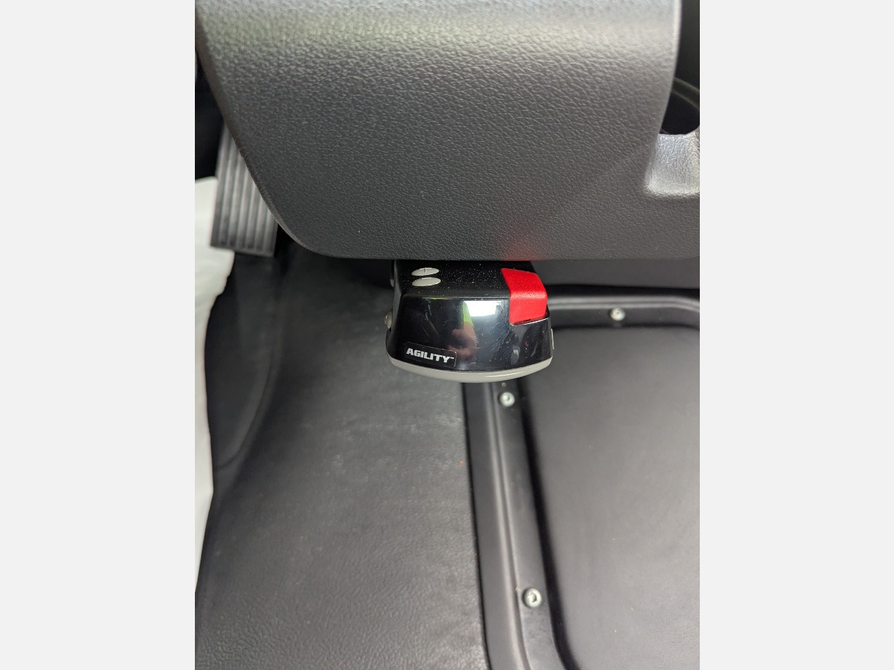 2025 Freightliner 114SD - image 21