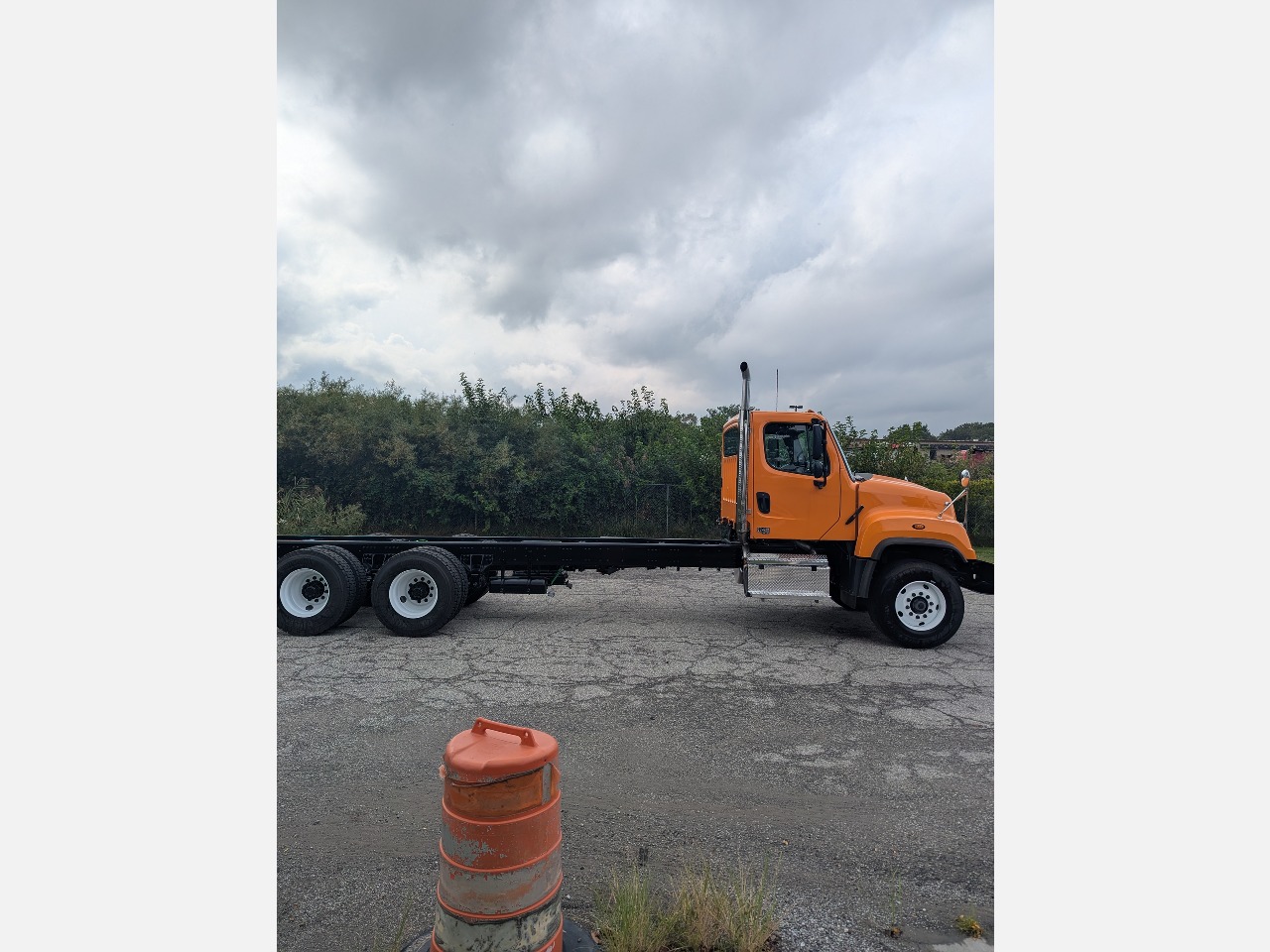 2025 Freightliner 114SD - image 6