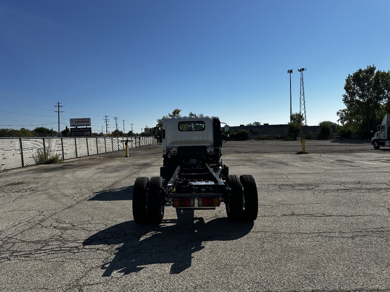 2025 Isuzu - image 6