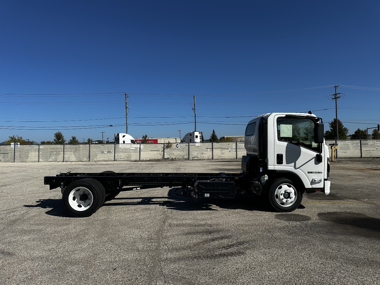 2025 Isuzu - image 6