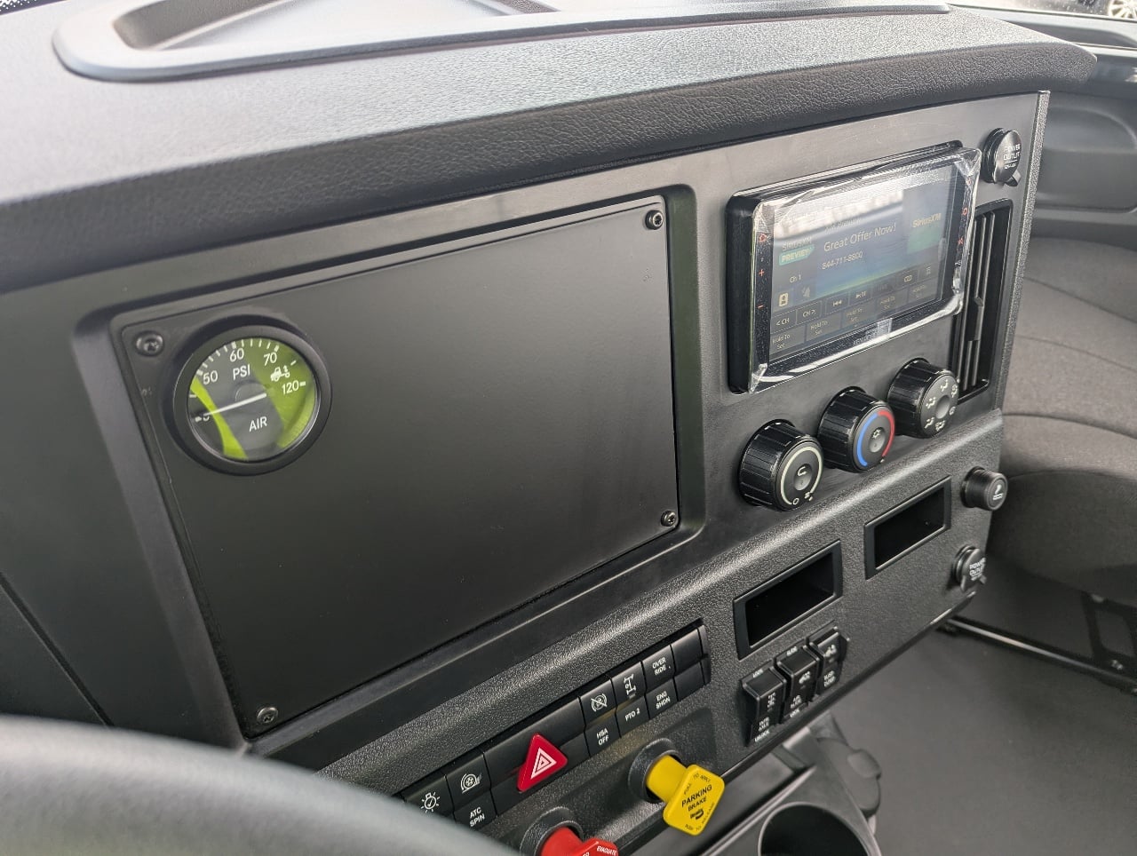 2026 Freightliner - image 13