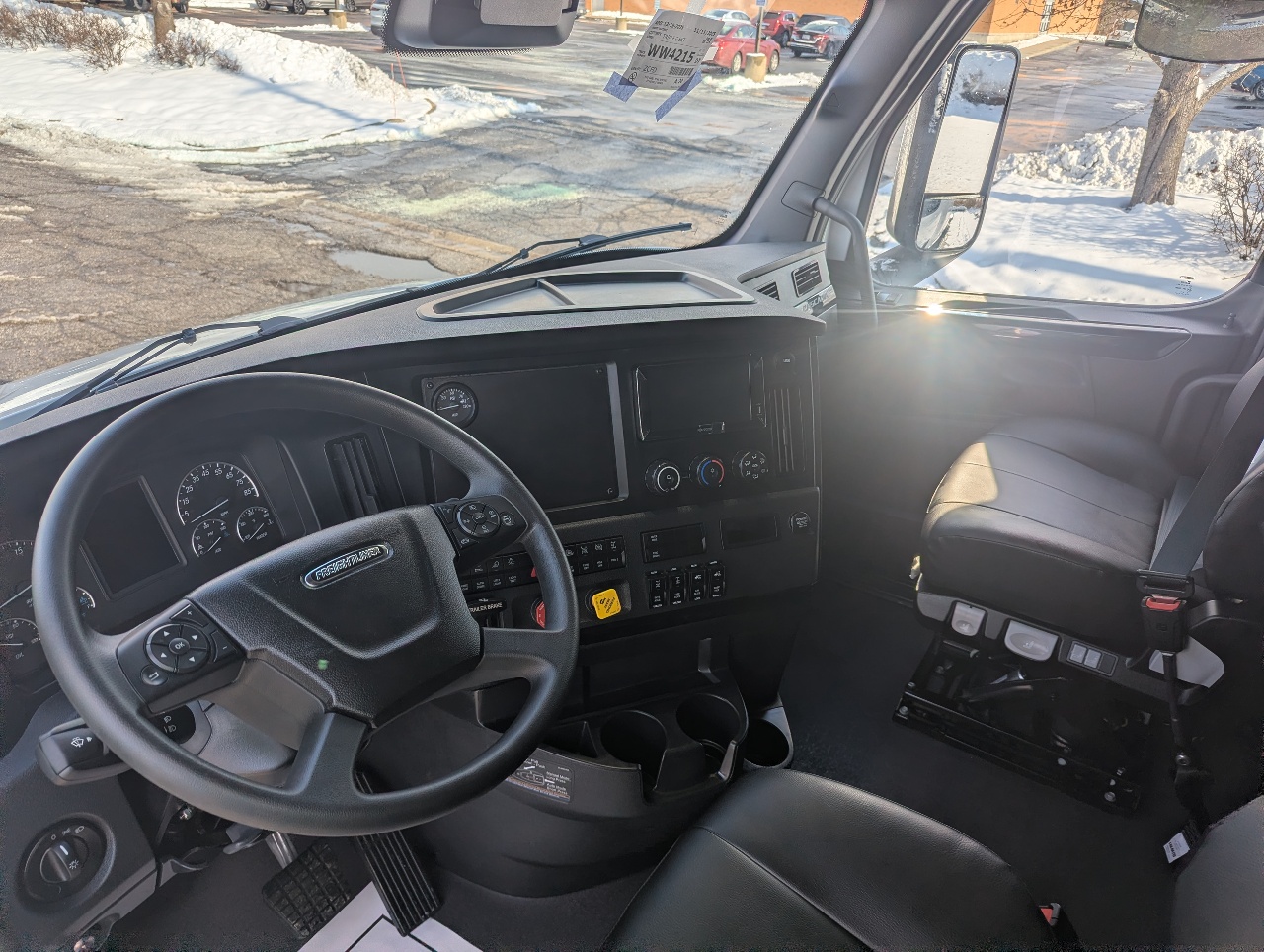 2026 Freightliner - image 15