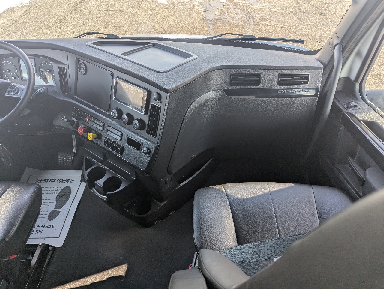 2026 Freightliner - image 18