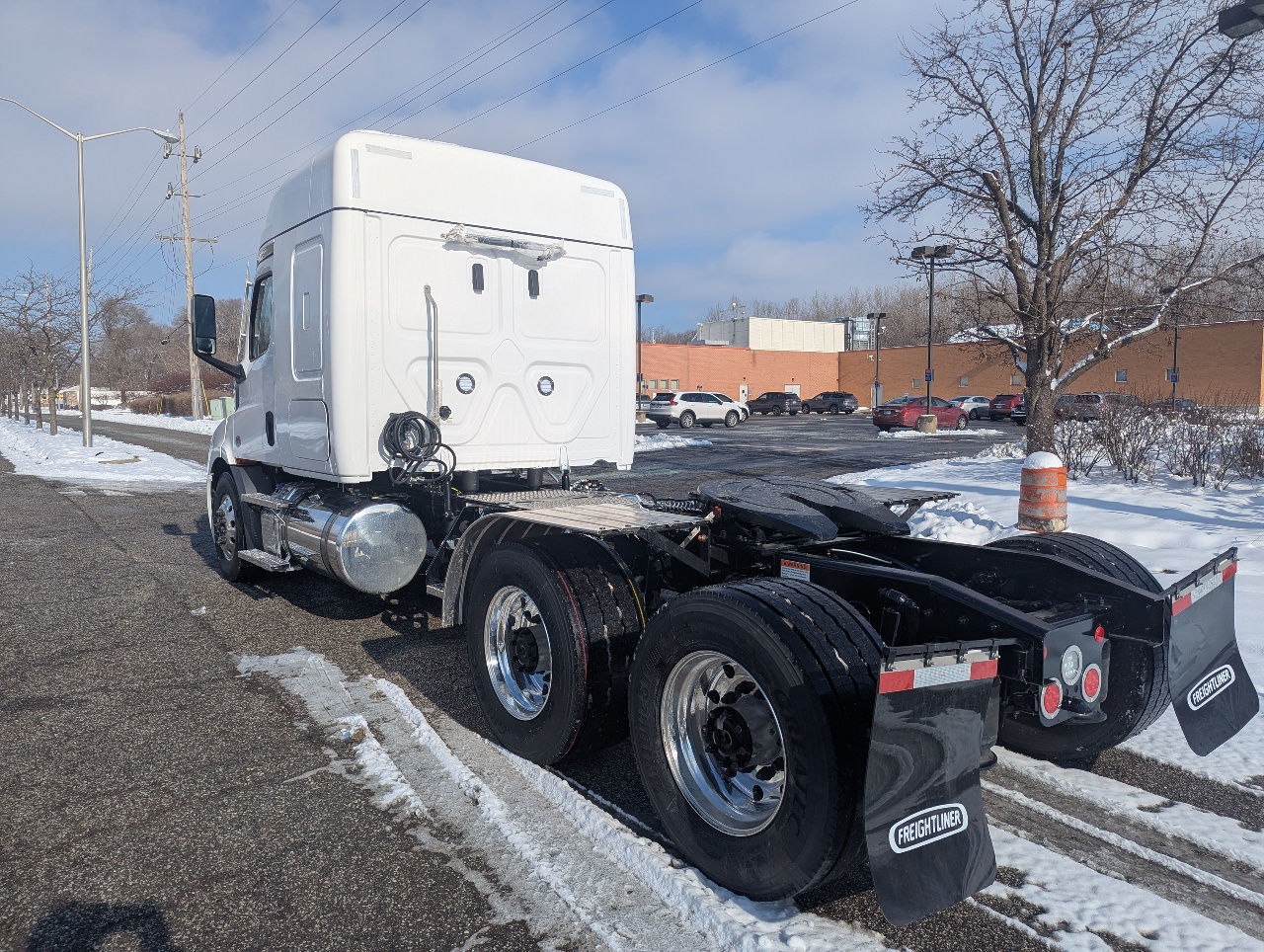 2026 Freightliner - image 6