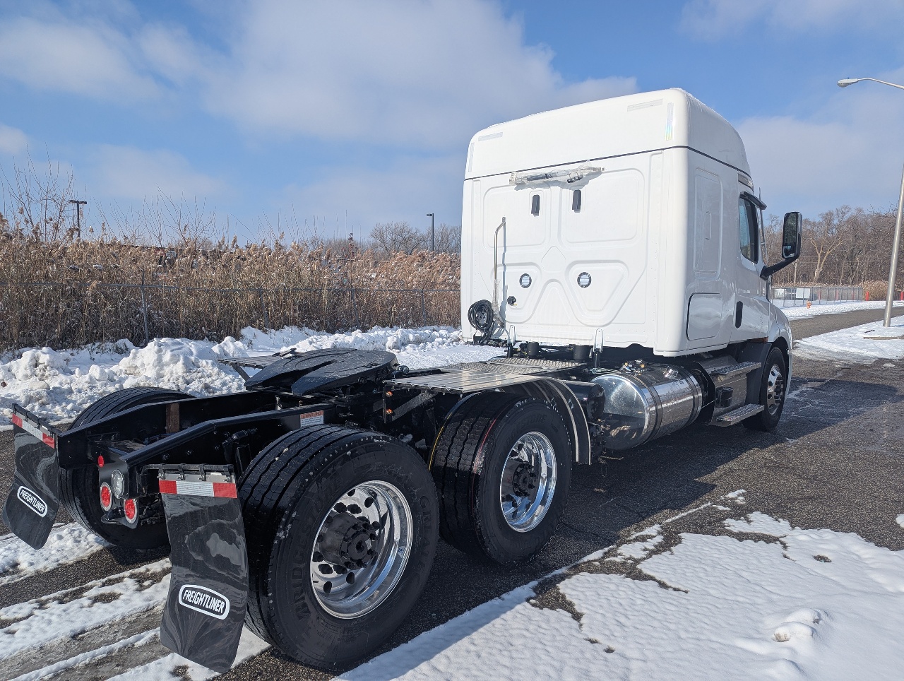 2026 Freightliner - image 8