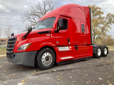 2023 FREIGHTLINER CASCADIA Tandem Axle Sleeper #41692