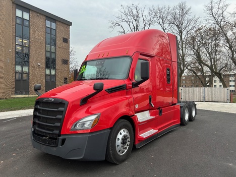 2023 FREIGHTLINER CASCADIA Tandem Axle Sleeper #41700
