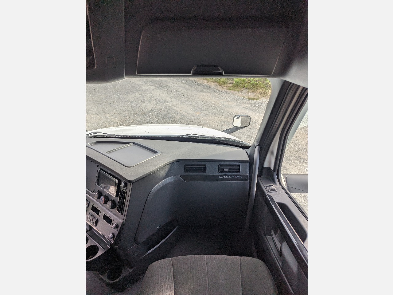 2026 Freightliner - image 17