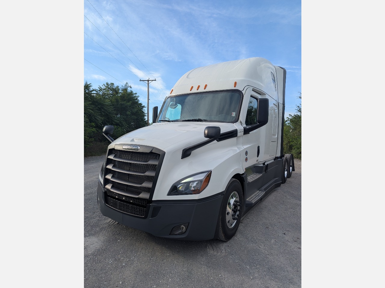 2026 Freightliner - image 3