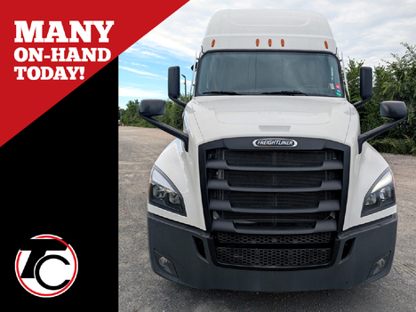 2026 FREIGHTLINER PT126SLP Tandem Axle Sleeper #41980