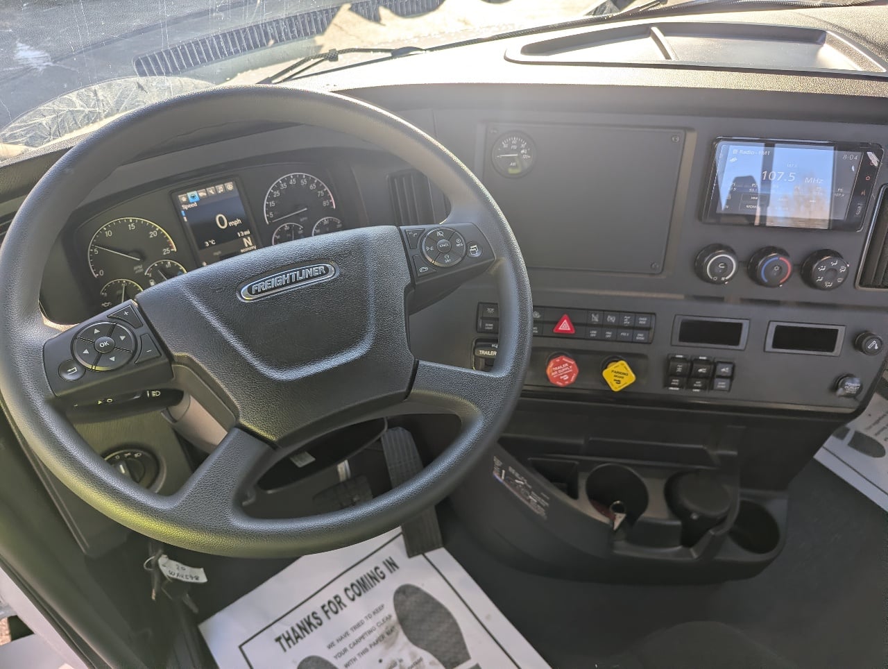 2027 Freightliner - image 13