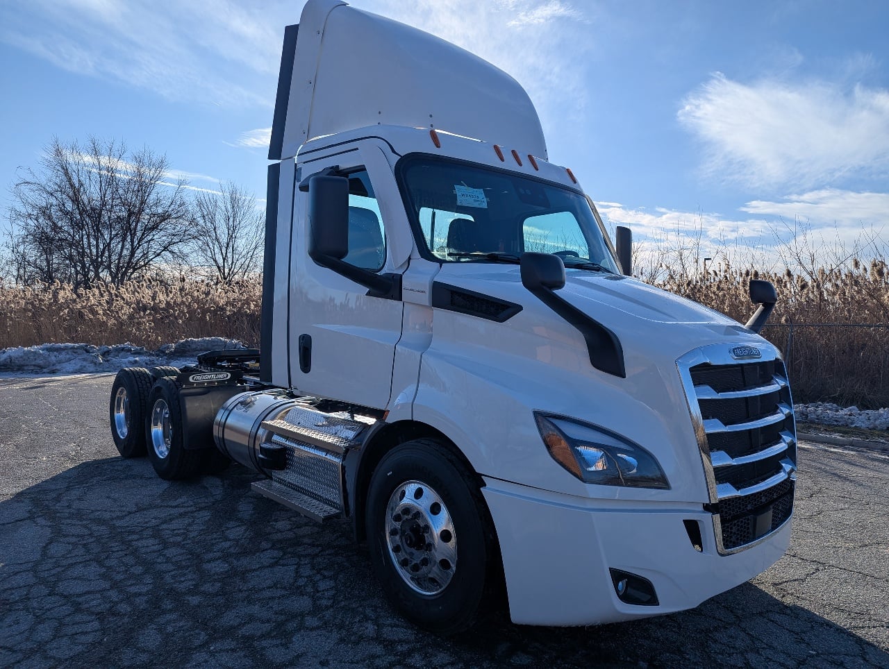 2027 Freightliner - image 2