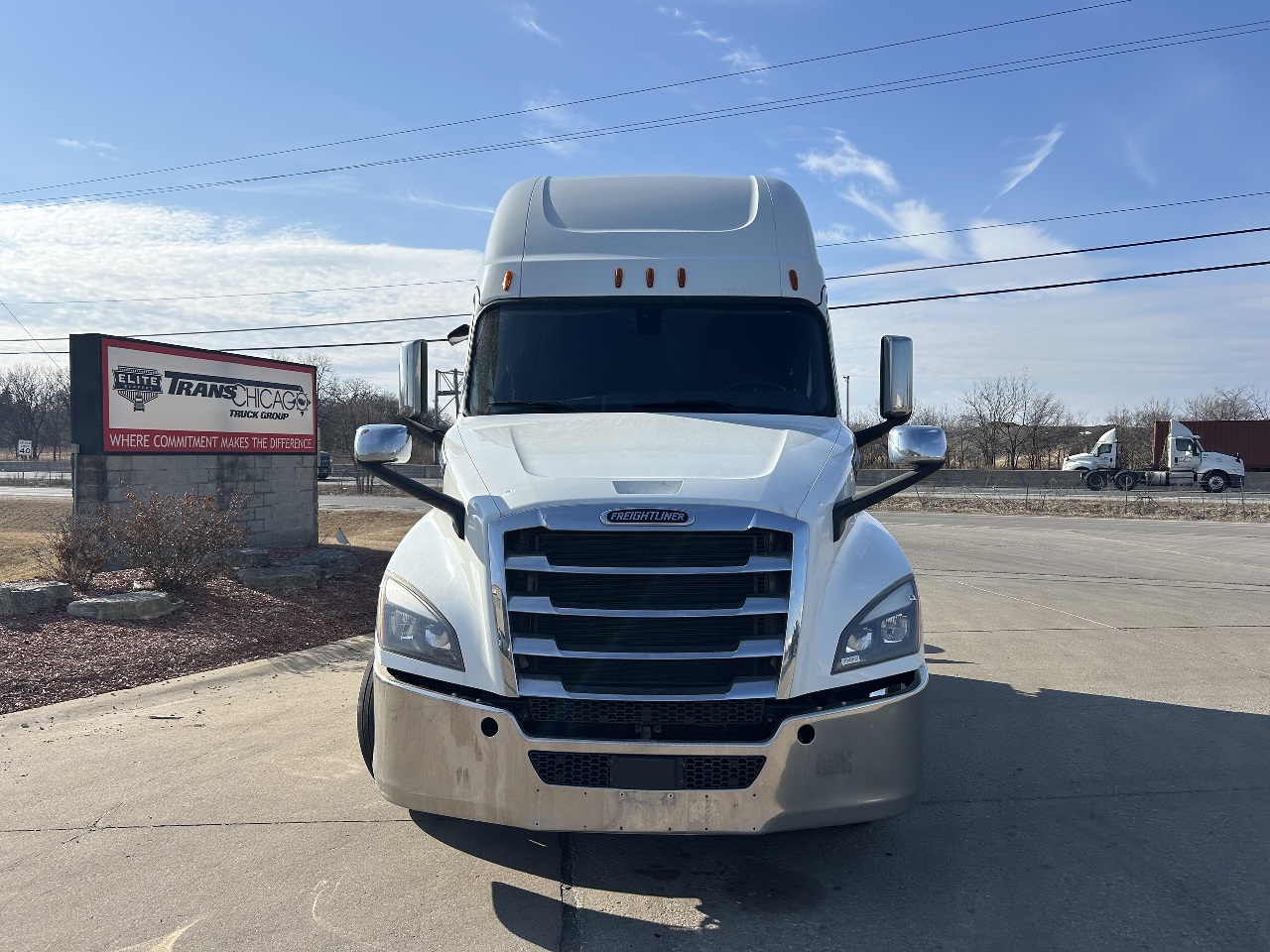 2020 Freightliner Cascadia - image 4