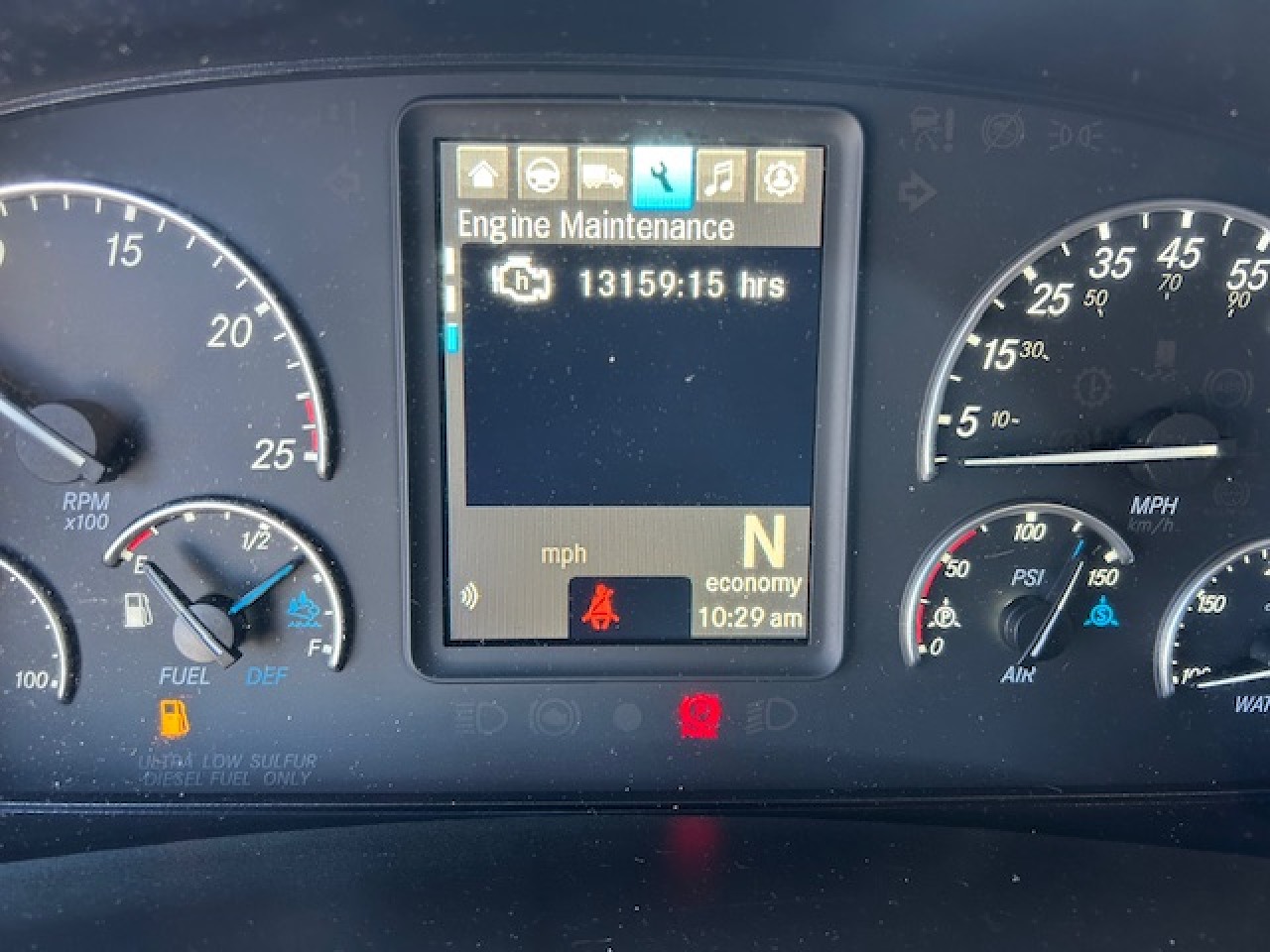 2023 Freightliner Cascadia - image 10