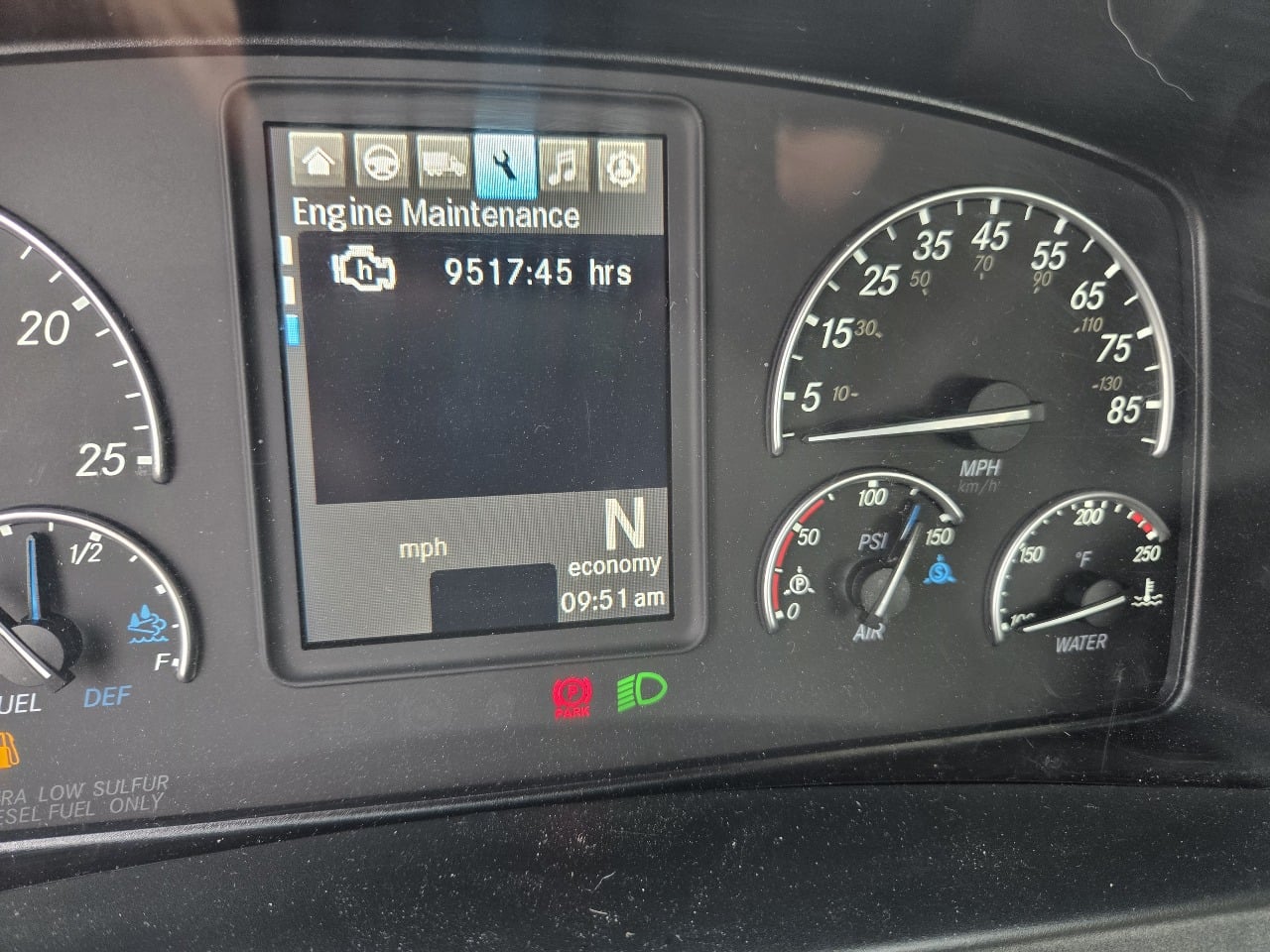 2020 Freightliner - image 12