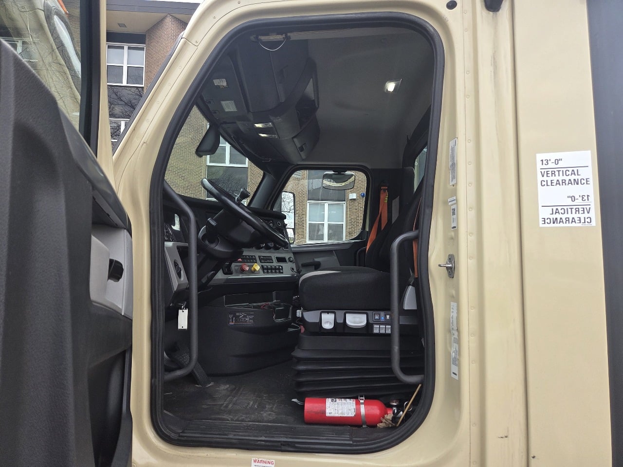 2020 Freightliner - image 9