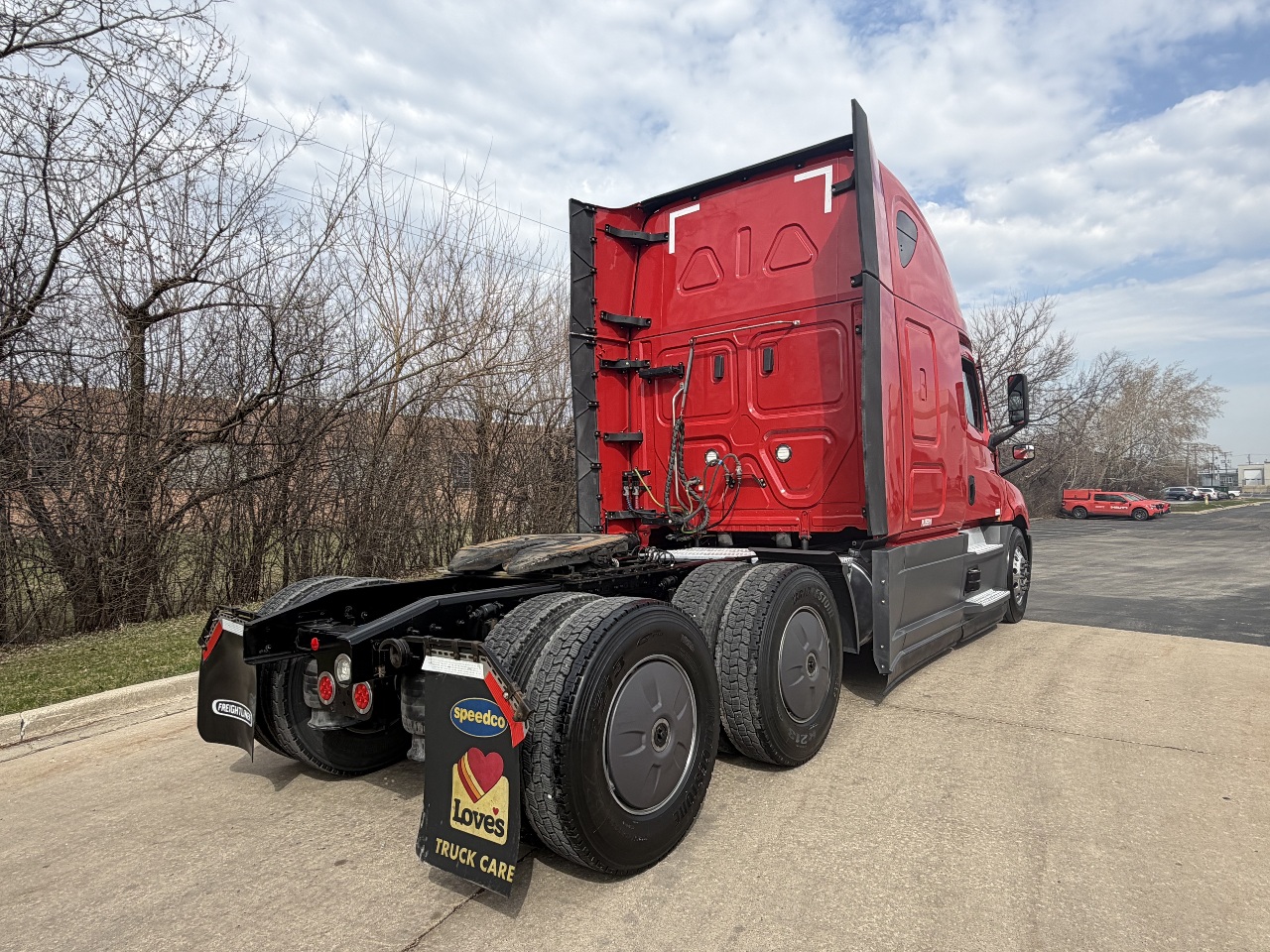 2023 Freightliner Cascadia - image 4