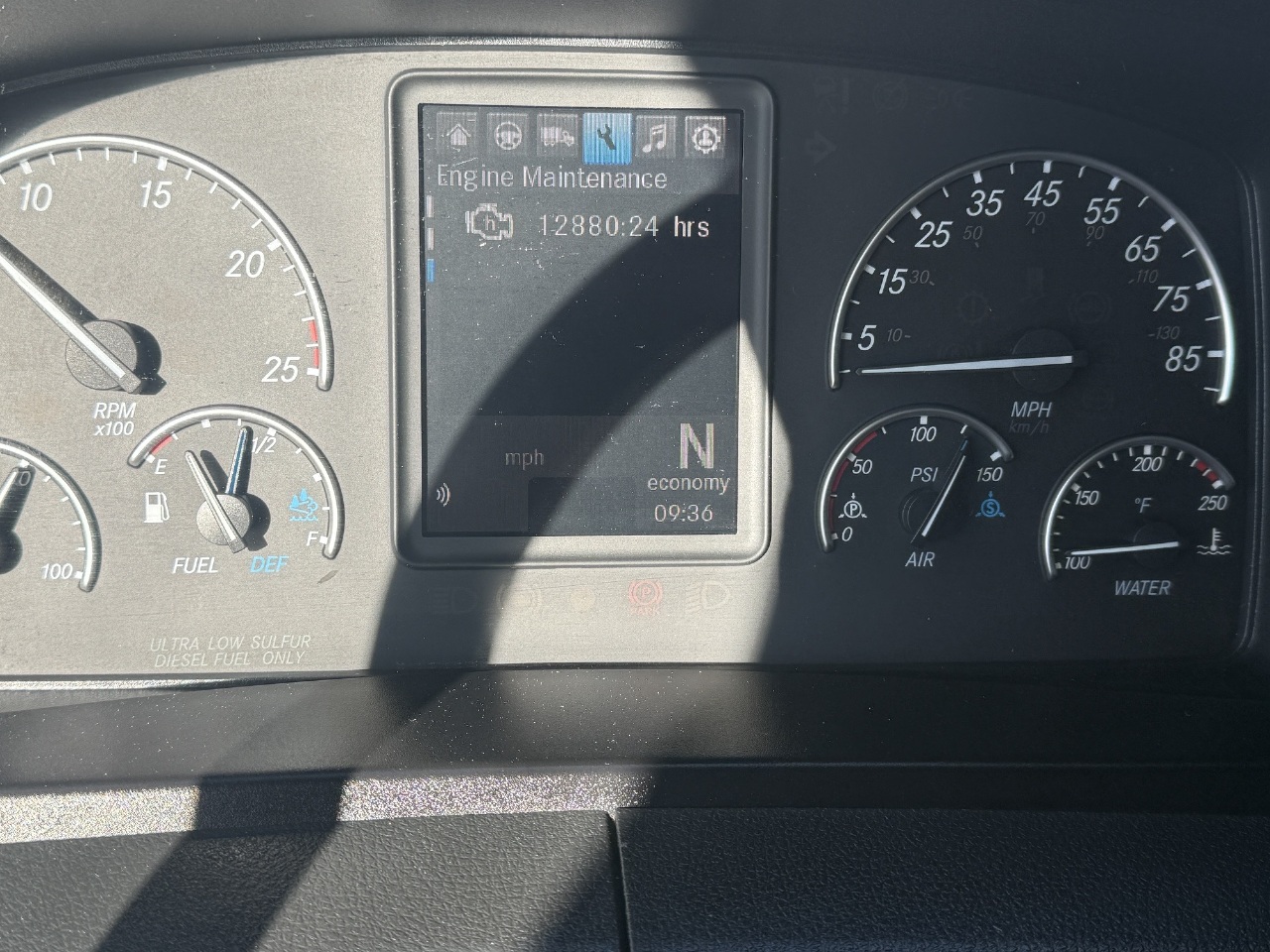 2023 Freightliner Cascadia - image 10