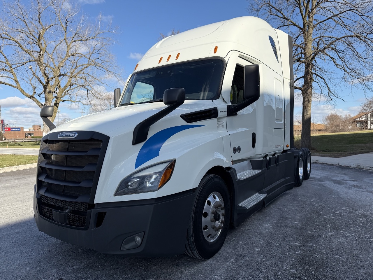 2022 Freightliner Cascadia - image 8