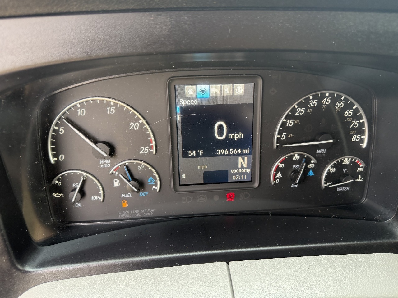 2023 Freightliner Cascadia - image 13