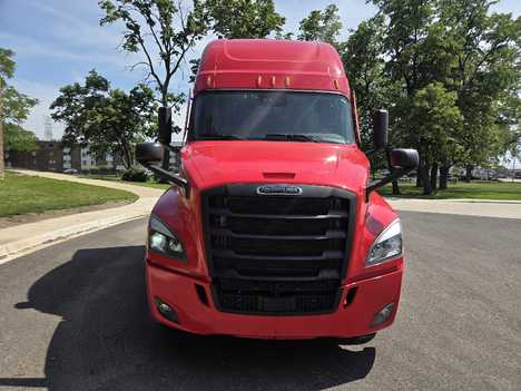 2025 FREIGHTLINER PT126SLP Tandem Axle Sleeper #47795