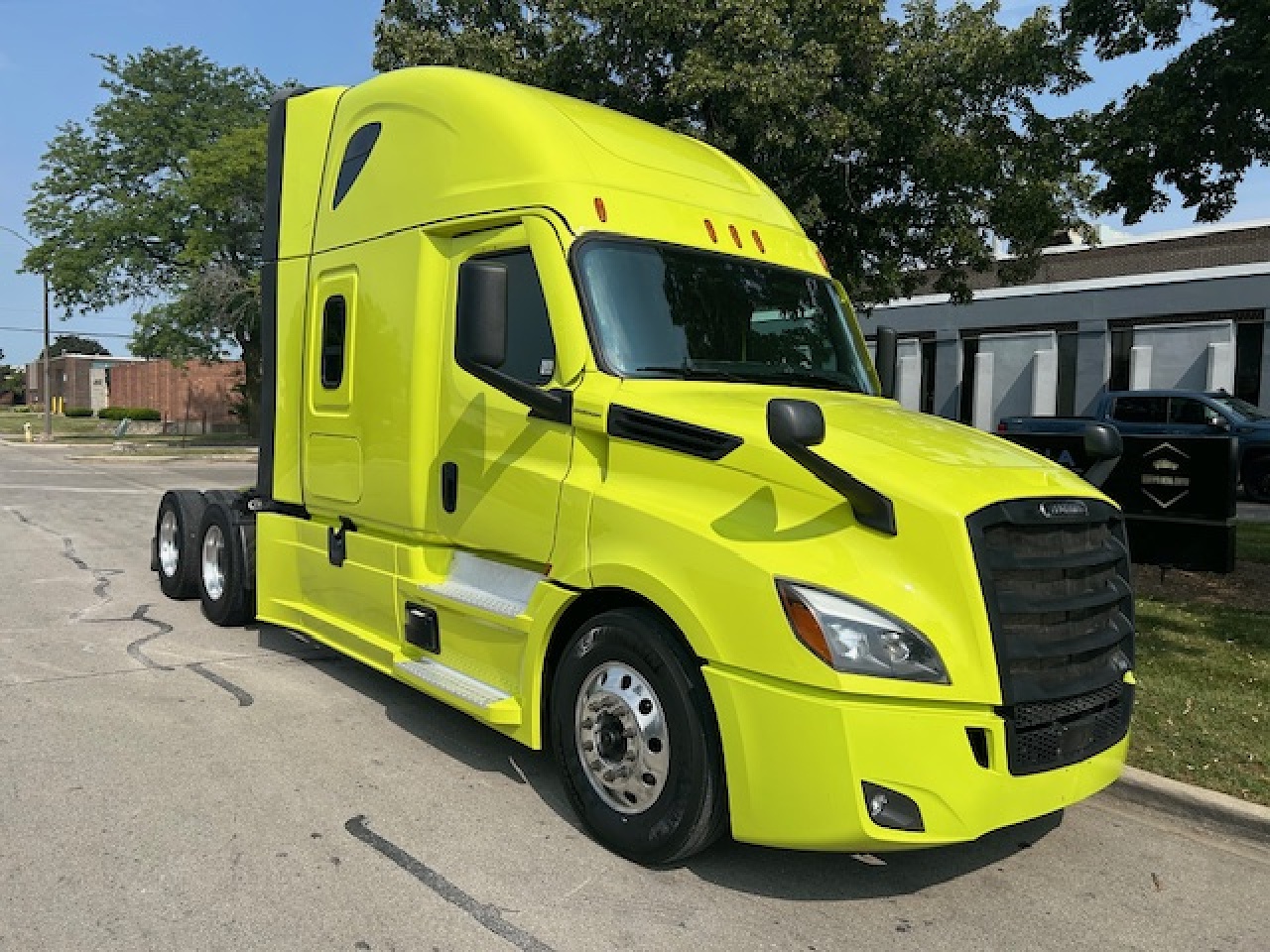 2025 Freightliner Cascadia in York Street Elmhurst, IL — photo 2