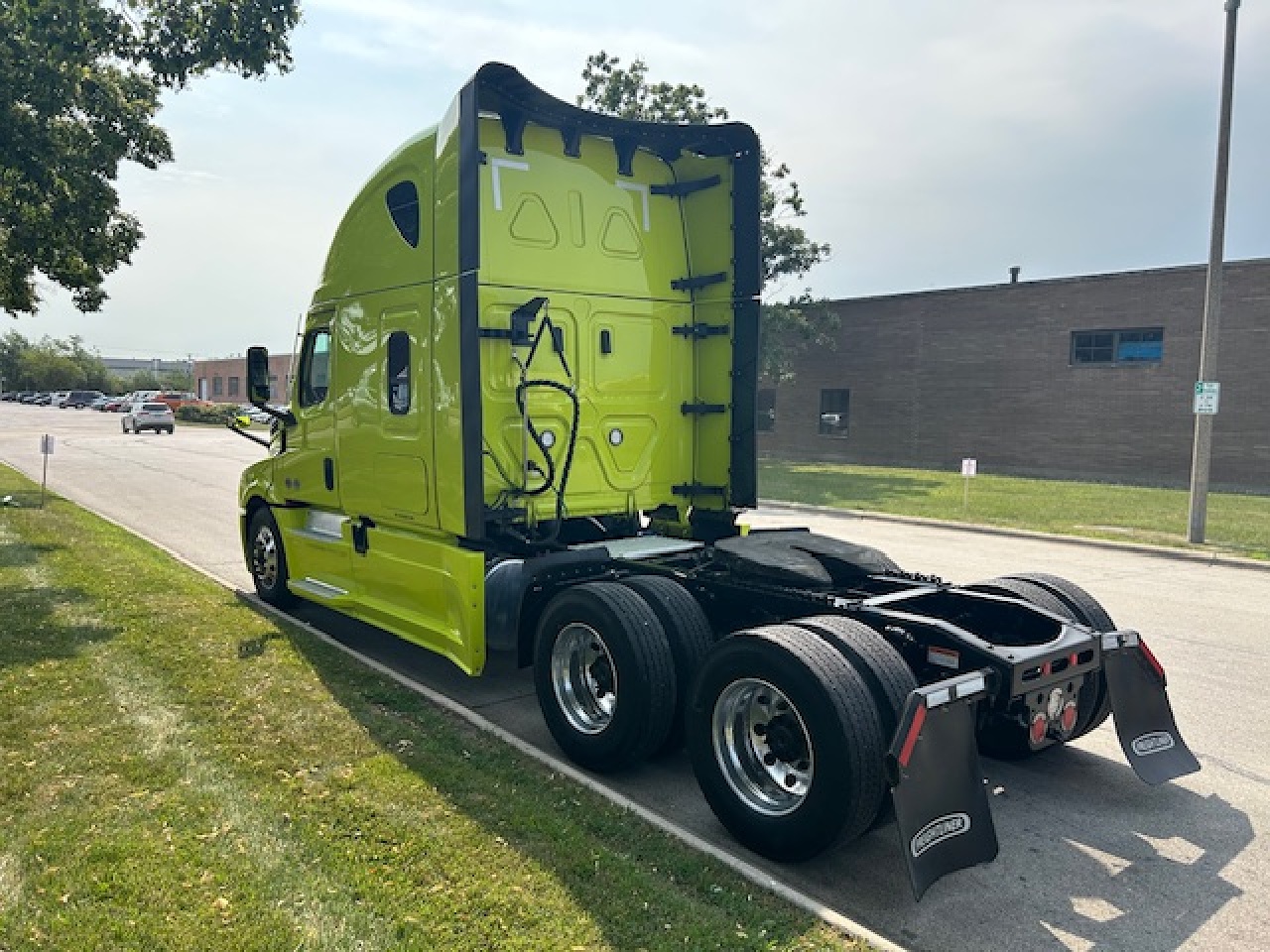 2025 Freightliner Cascadia in York Street Elmhurst, IL — photo 8