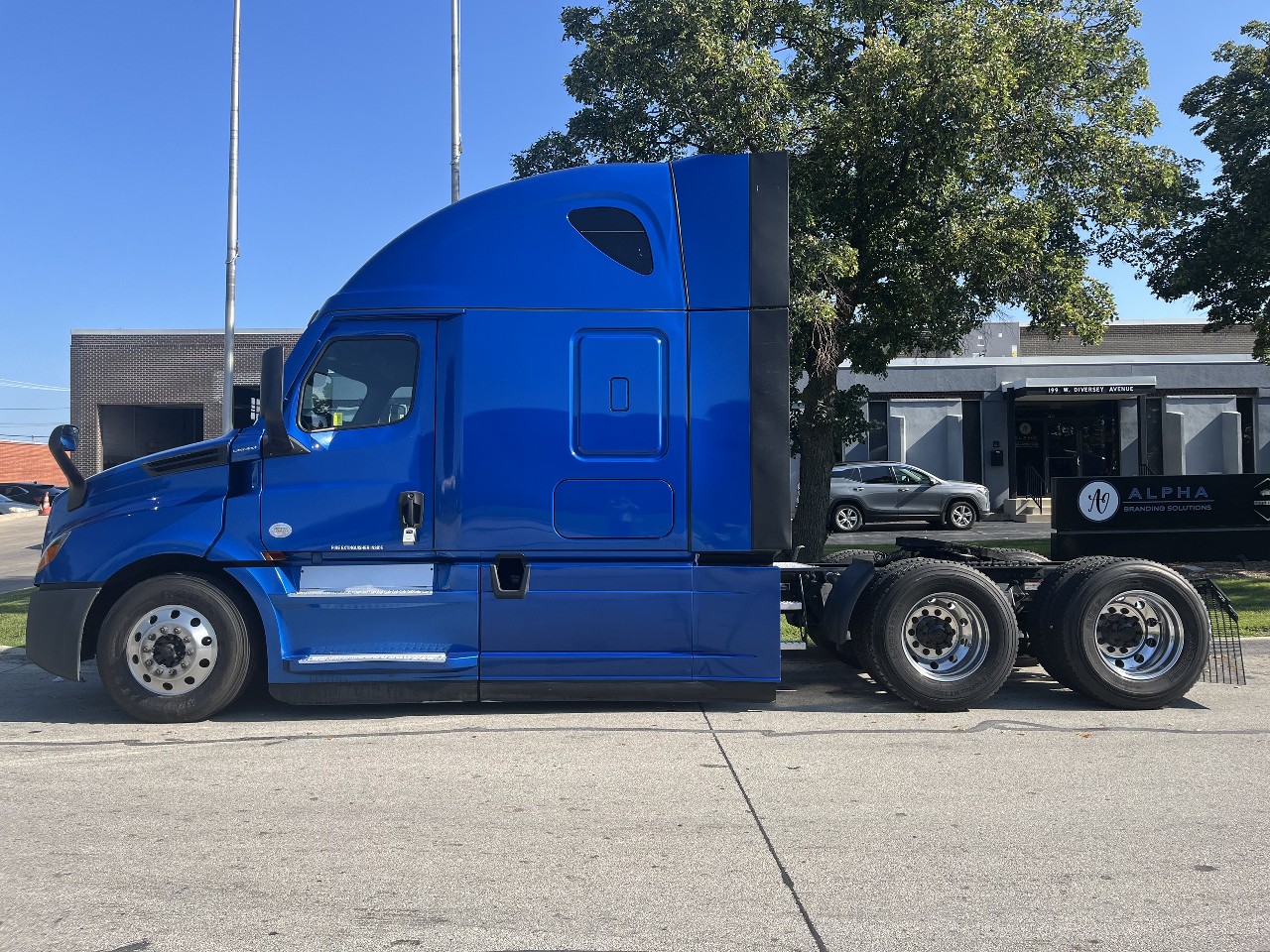 2022 Freightliner Cascadia in York Street Elmhurst, IL — photo 5